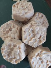 Load image into Gallery viewer, Bae Bees Beauty Bar
