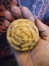 Load image into Gallery viewer, Oatmeal And Rose Soap
